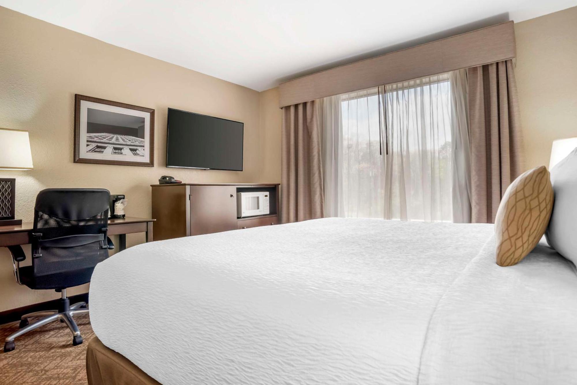 Best Western Gardendale Экстерьер фото