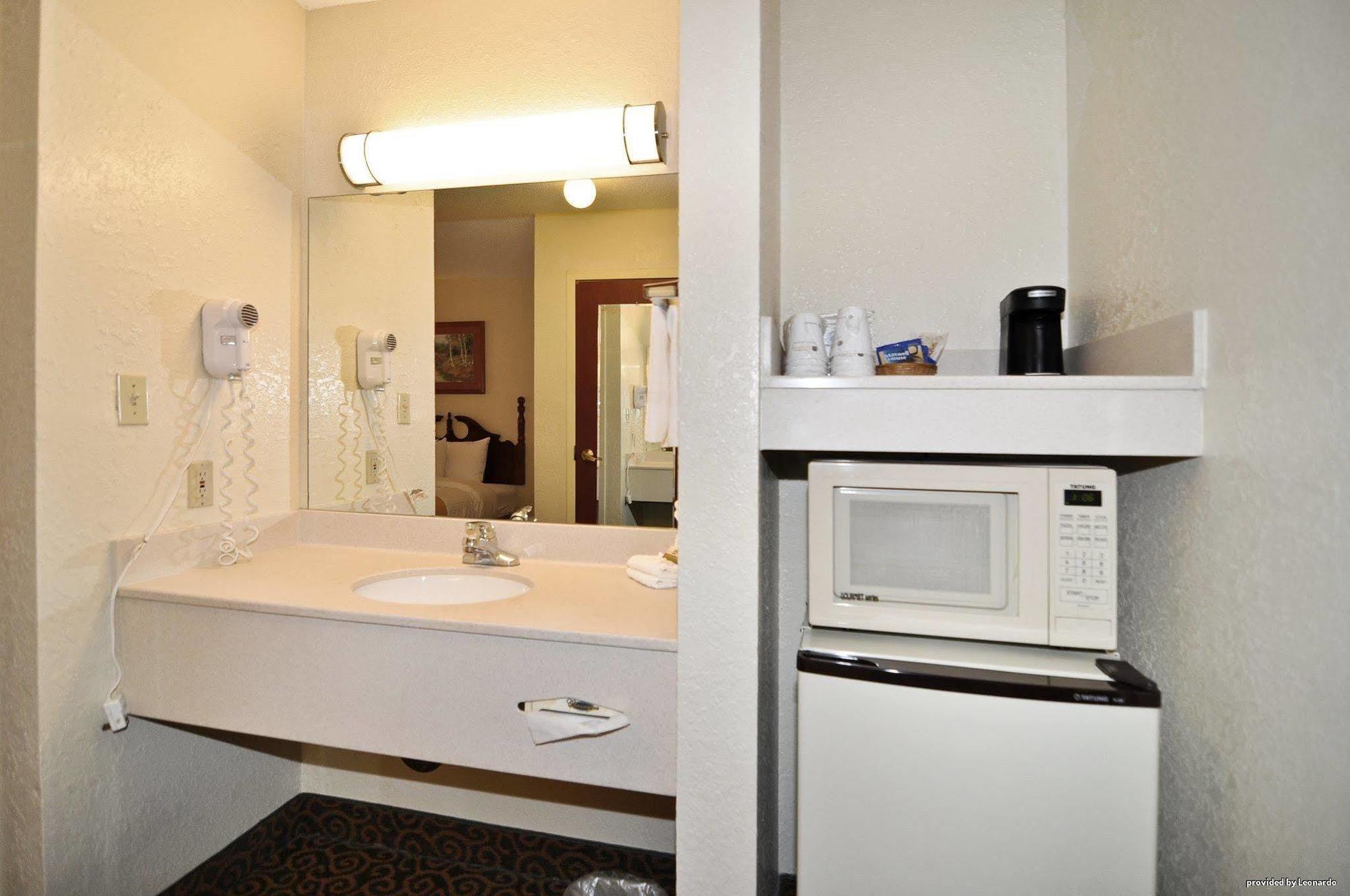 Best Western Gardendale Номер фото